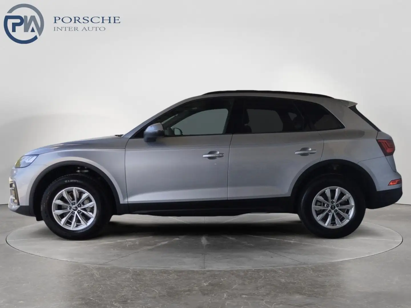 Audi Q5 40 TDI quattro intense Silber - 2