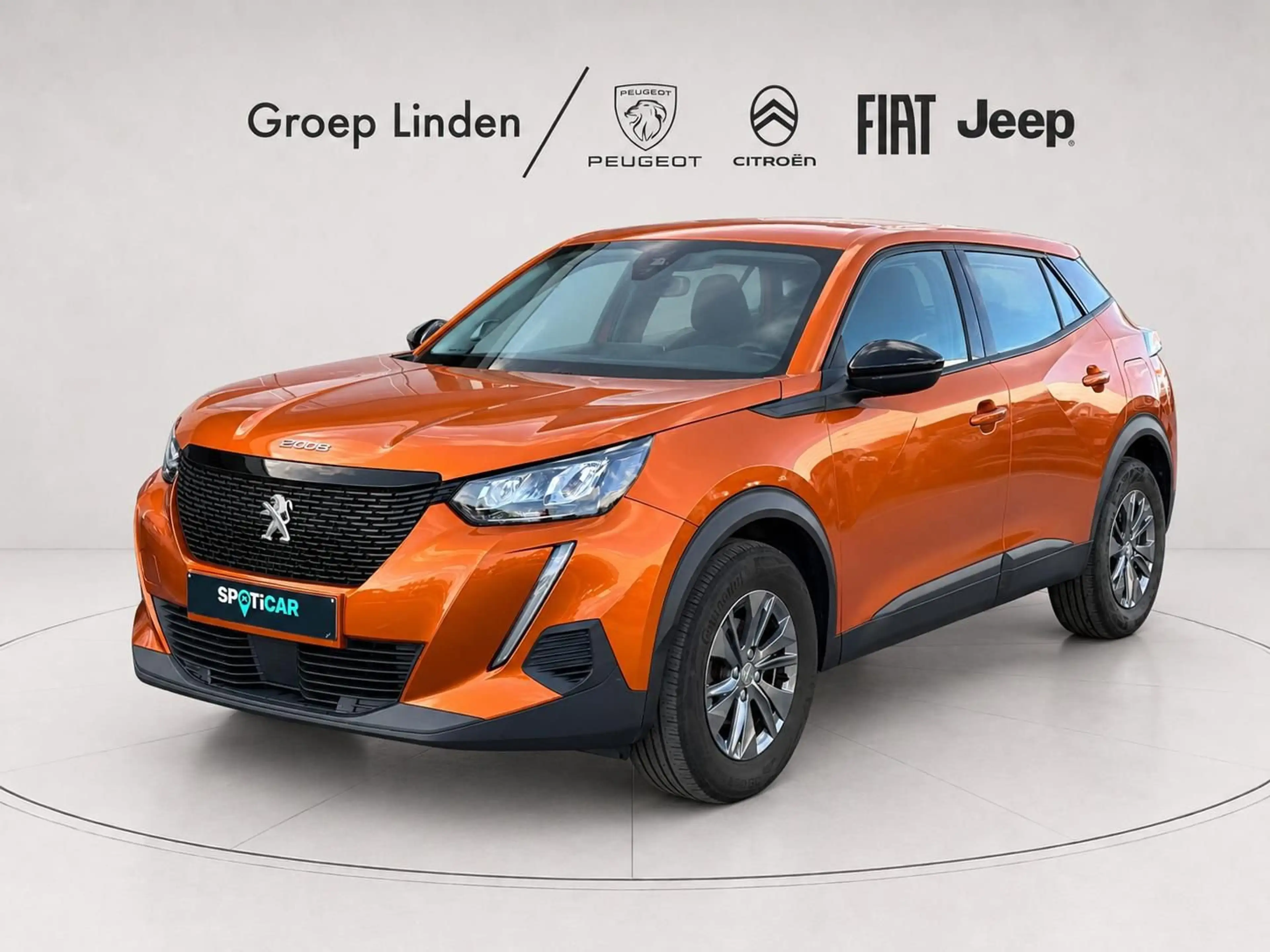 Peugeot 2008 *GPS* 1.2 BENZ 100 PK ACTIVE PACK — photo 3