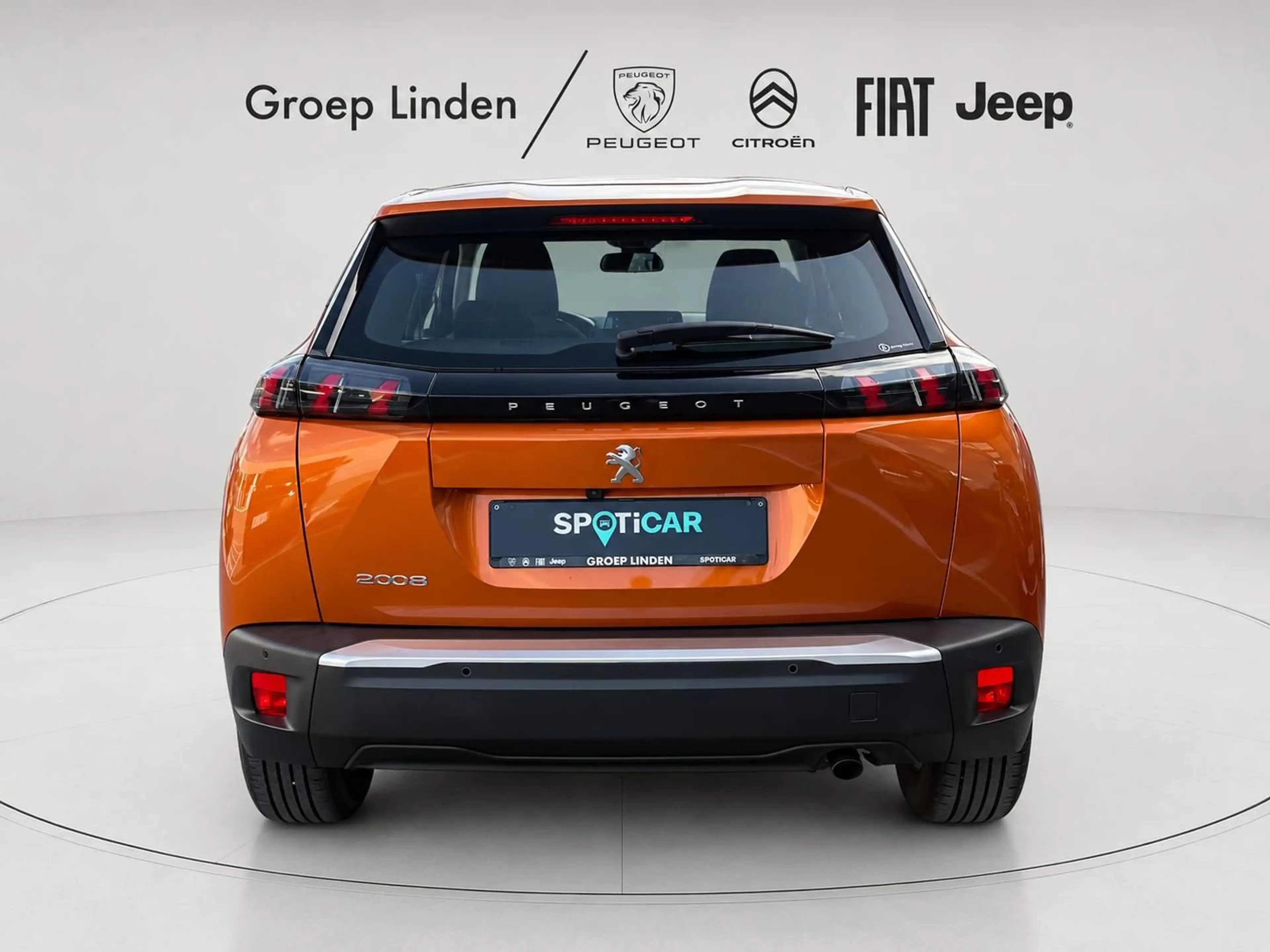 Peugeot 2008 *GPS* 1.2 BENZ 100 PK ACTIVE PACK — photo 5