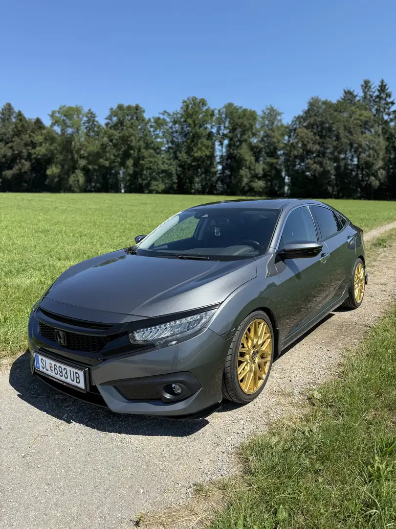 Honda Civic 1,5 VTEC Turbo Executive CVT - 1