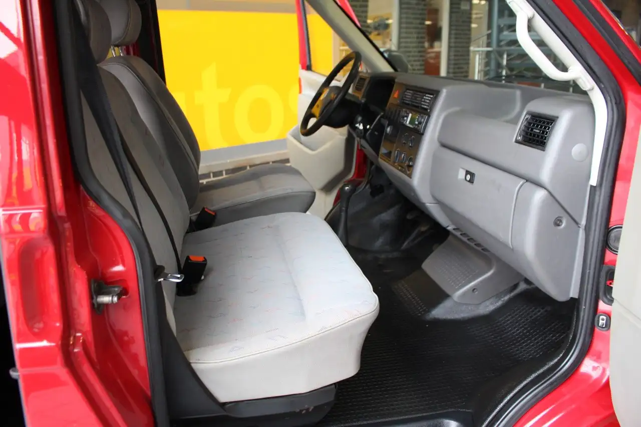 Volkswagen T4 Caravelle 2,5-l-Diesel TDI 65kW 8sitzer, foto 9