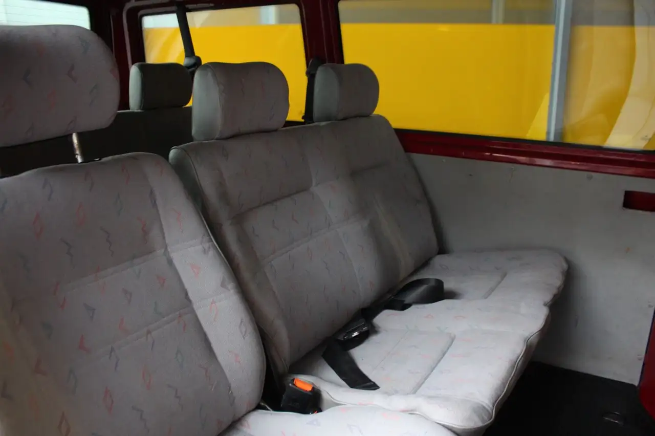 Volkswagen T4 Caravelle 2,5-l-Diesel TDI 65kW 8sitzer, foto 11