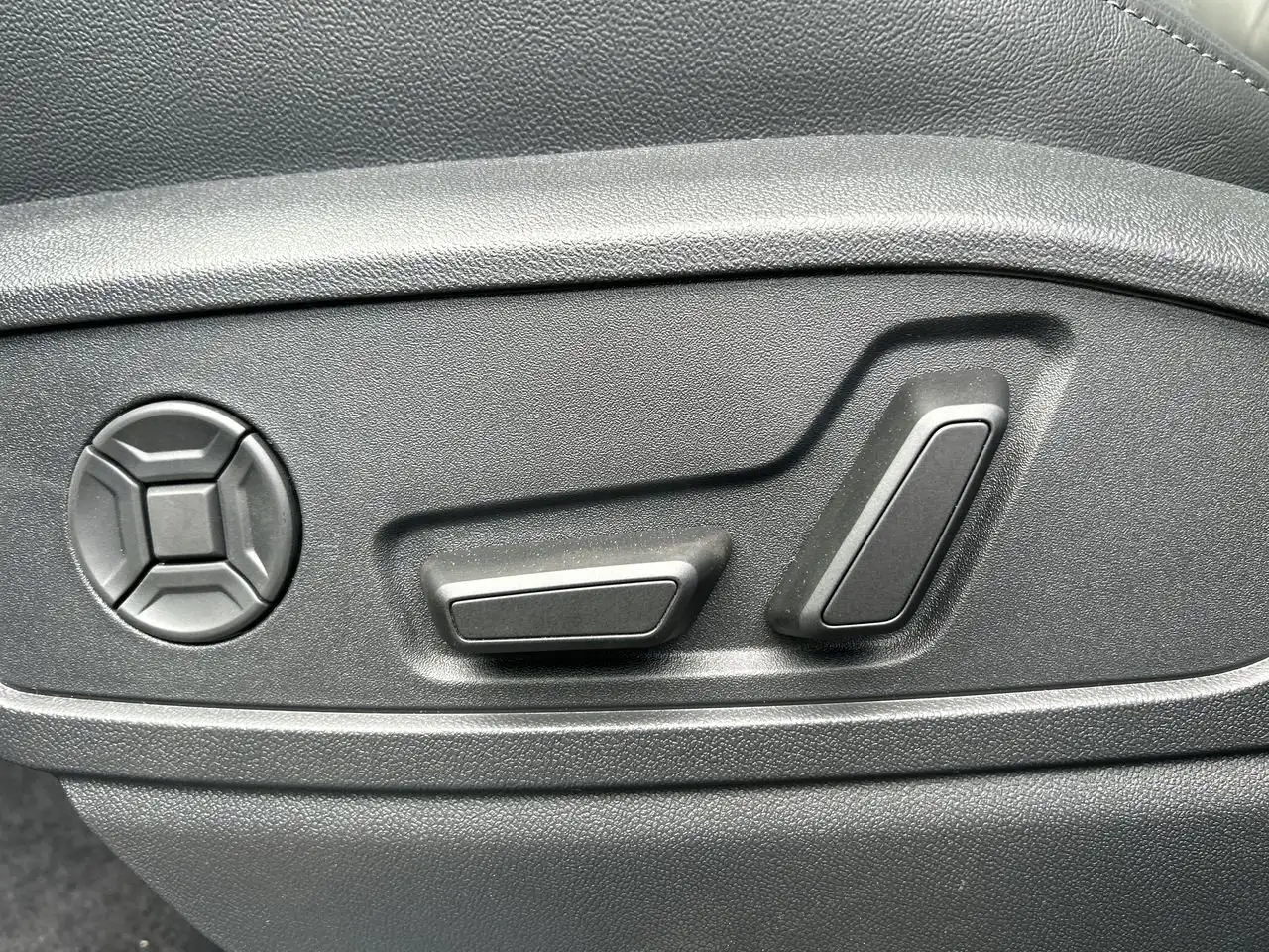 Audi Q5 снимка Audi Q5