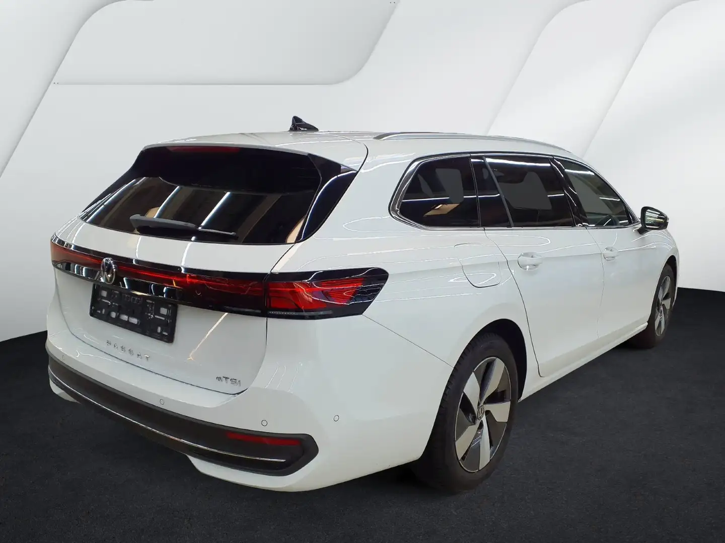 Volkswagen Passat Variant 1.5 eTSI DSG BUSINESS*LED*AHK*KAM Weiß - 2