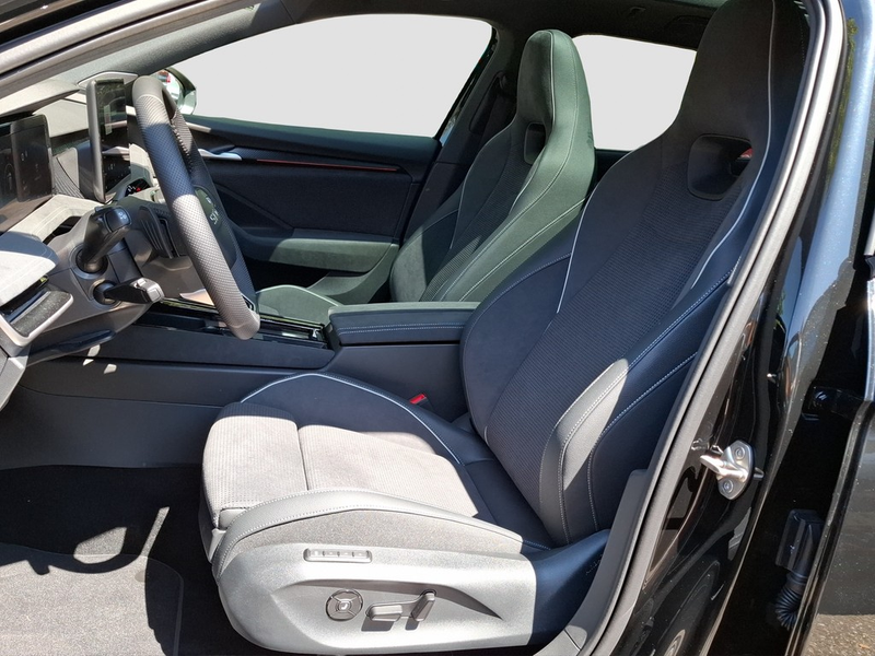 Skoda Superb Combi 1.5 TSI iV 150 kW Sportline — photo 11