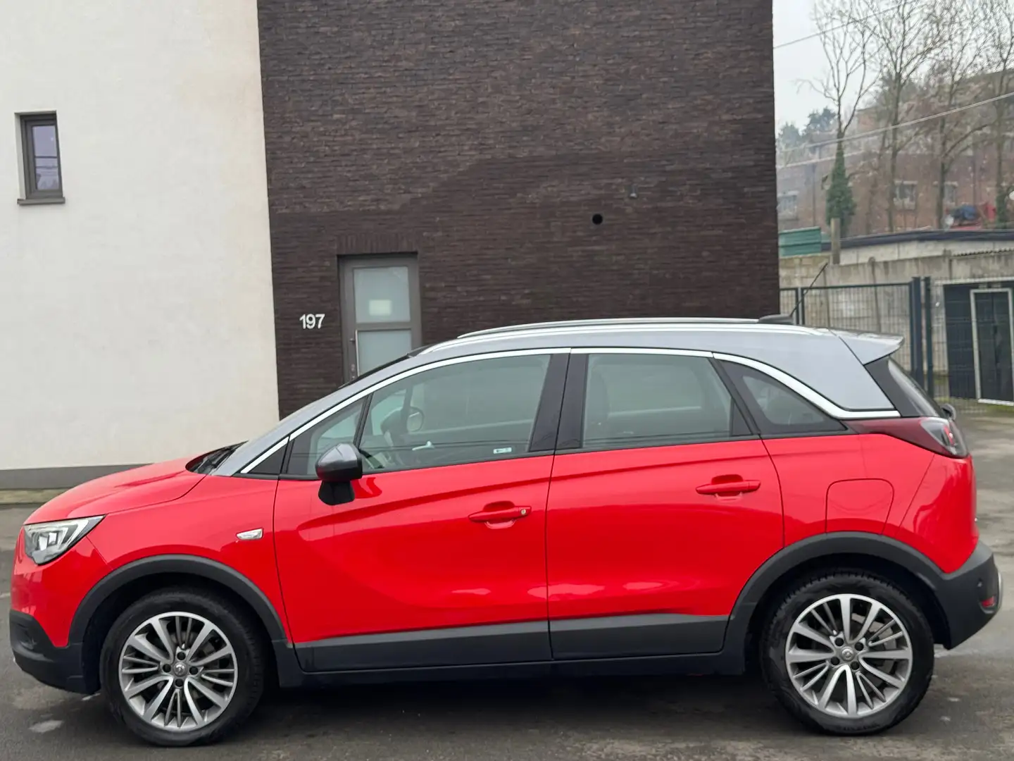 Opel Crossland X 1.2i Innovation (EU6.2)//CAM 360//LED//PDC// Rouge - 2