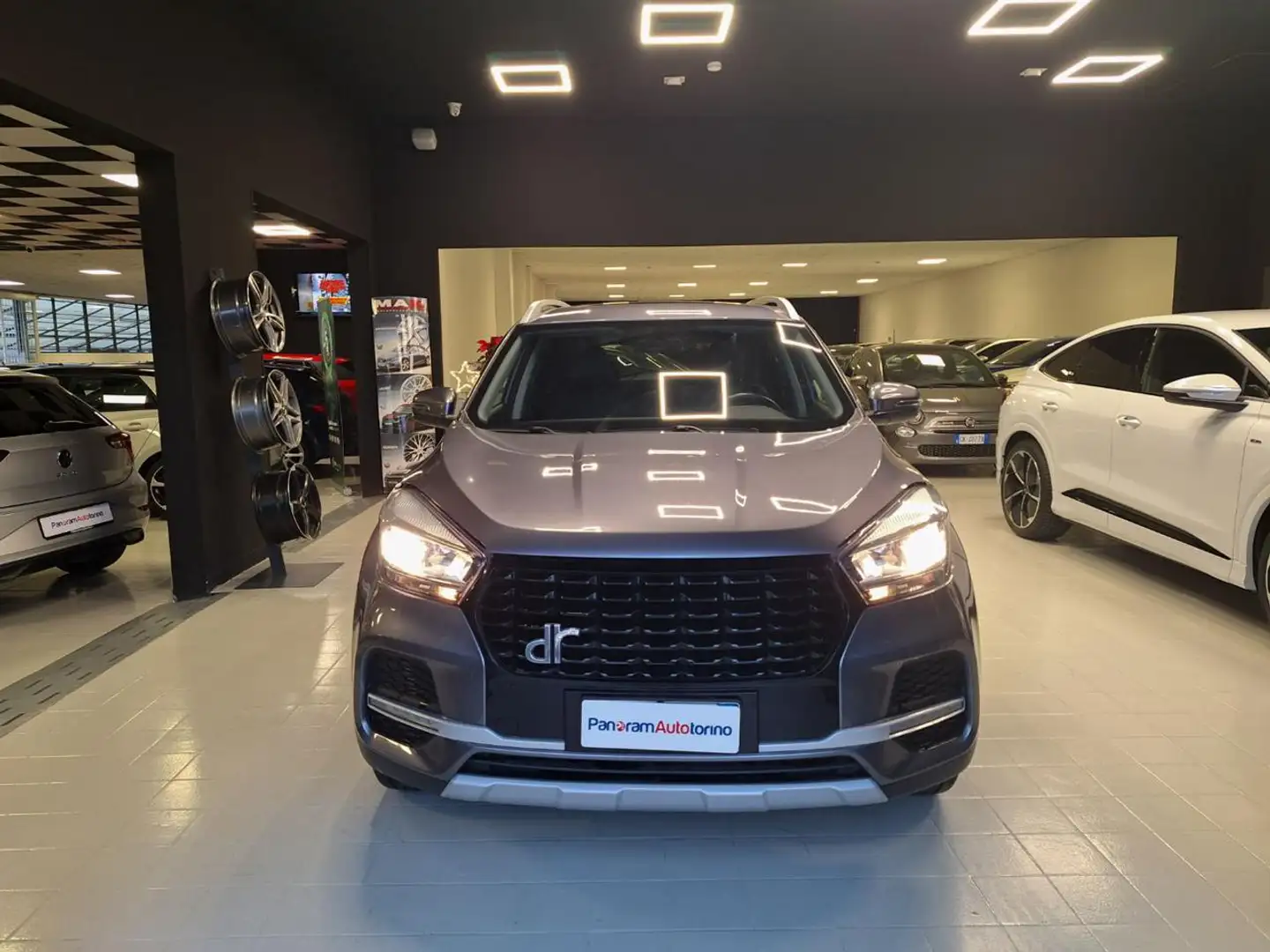 DR Automobiles DR4.0 1.5 Bi-Fuel GPL -TETTO-PELLE-R.CAM-ARPLAY Grigio - 1