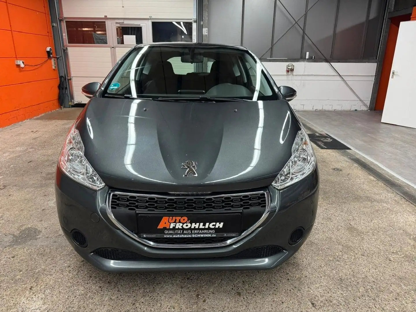 Peugeot 208 Active Klima Einparkhilfe Hinten Tempomat - 2