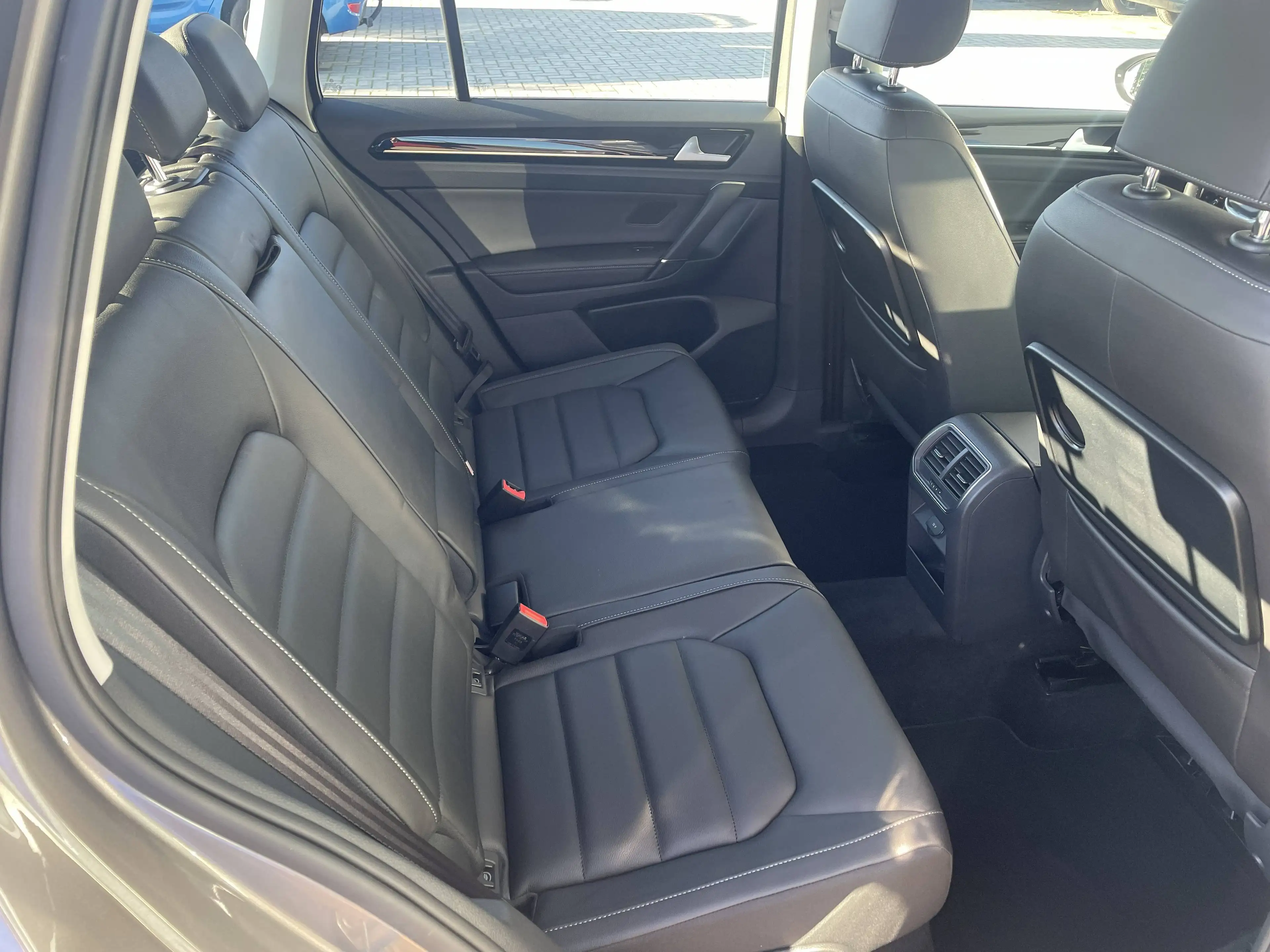 Volkswagen Golf Sportsvan Golf Sportsvan 1.4 TSI Highline DSG — photo 9