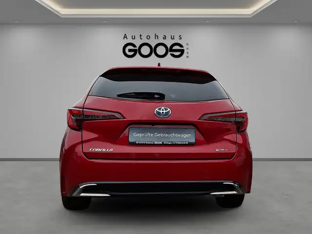 Toyota Corolla view 4