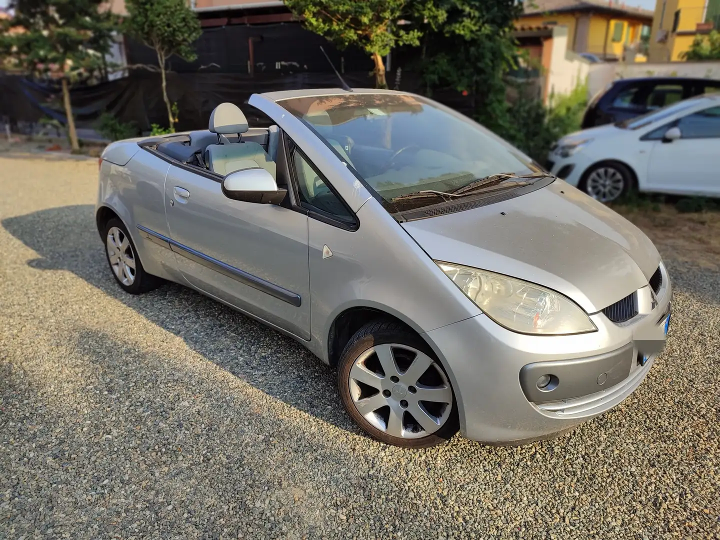 Mitsubishi Colt Colt VIII 2004 Coupe CZC 1.5 16v Plateado - 1