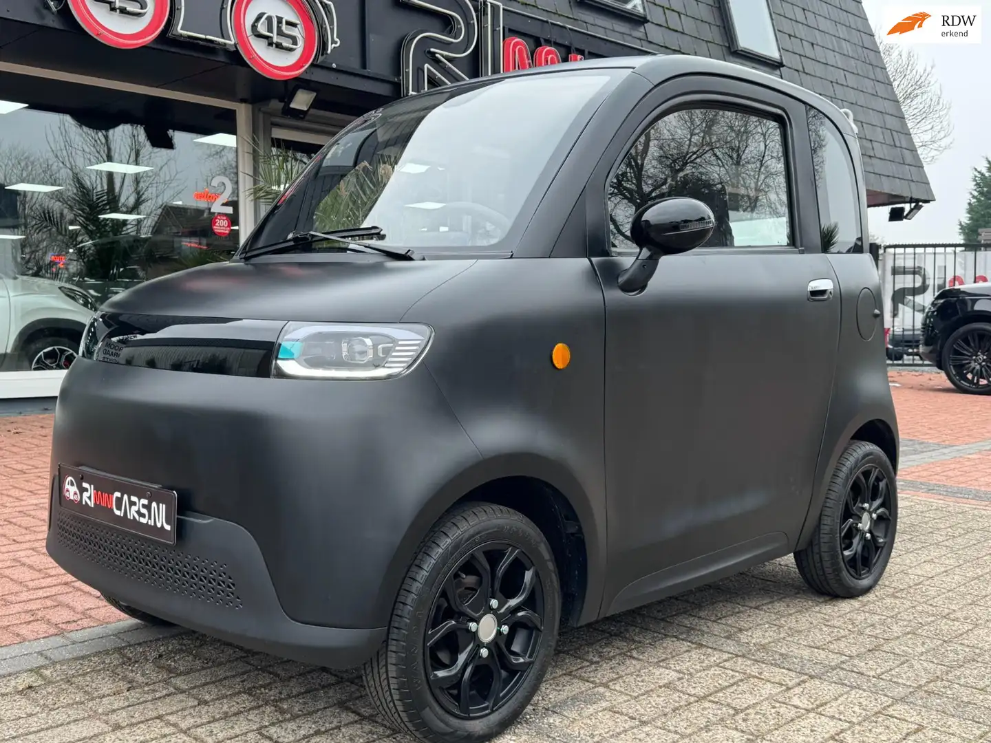 Overig Frivip A05 Brommobiel | 4 Persoons | Nieuw 2025 45 Zwart - 1