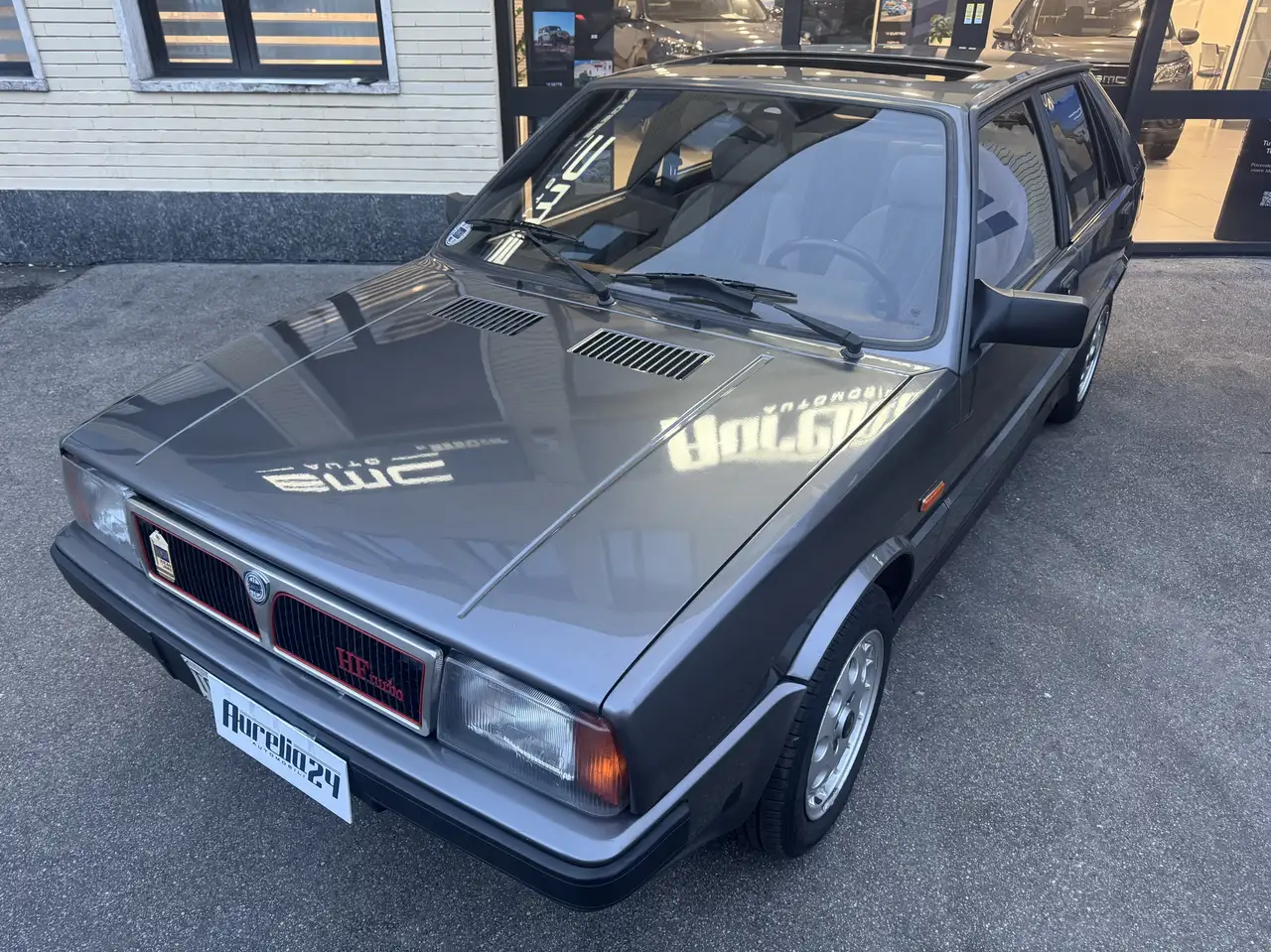 Lancia Delta 1.6 Turbo HF, foto 3
