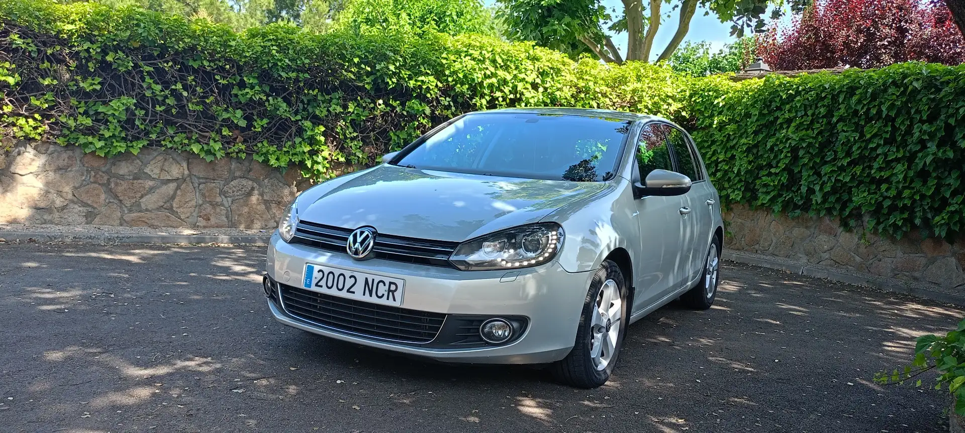 Volkswagen Golf 1.4 TSI Advance DSG - 1