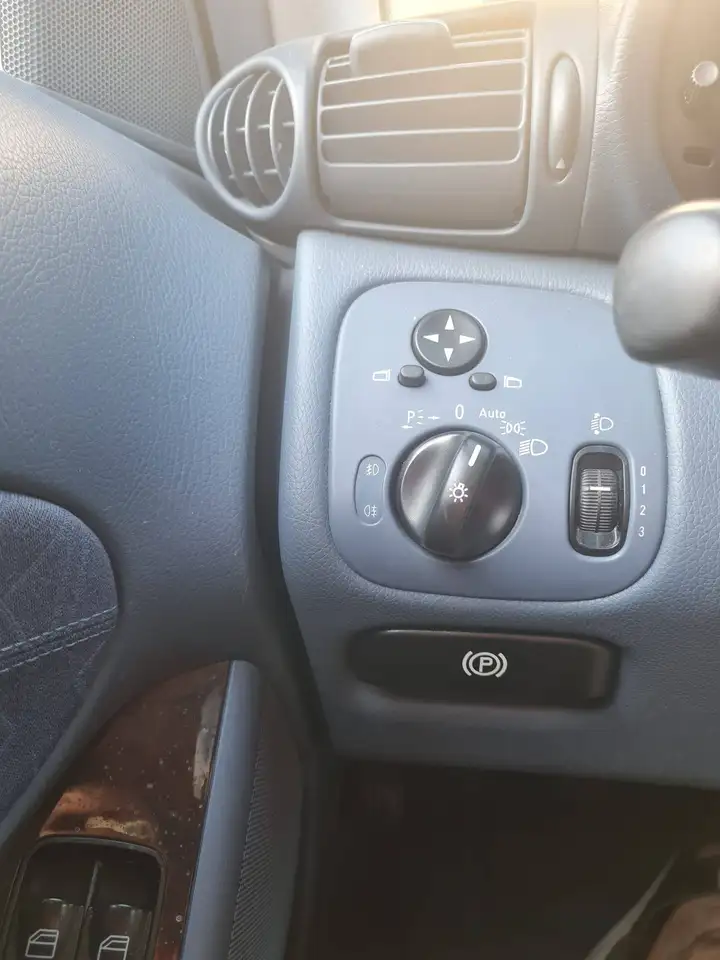 Mercedes-Benz C 180 T Avantgarde, foto 6