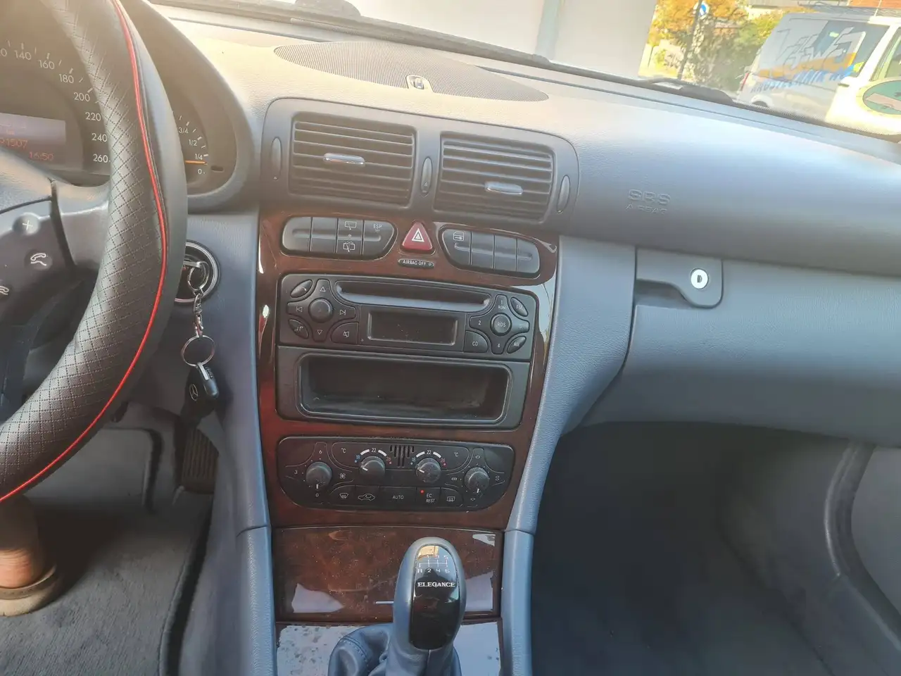 Mercedes-Benz C 180 T Avantgarde, foto 1