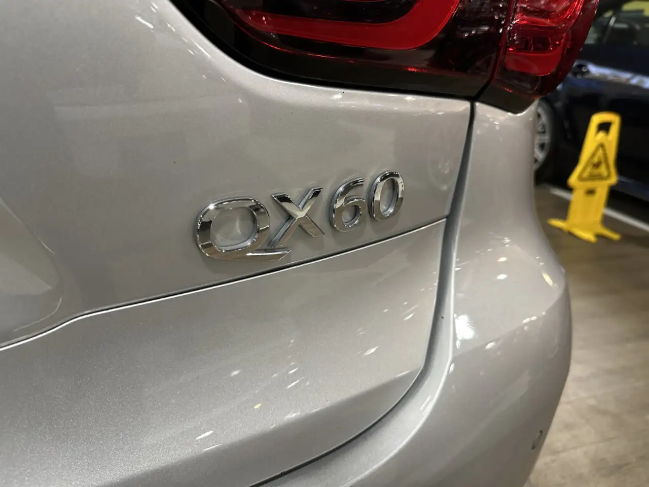 Infiniti QX60 fotografie Infiniti QX60
