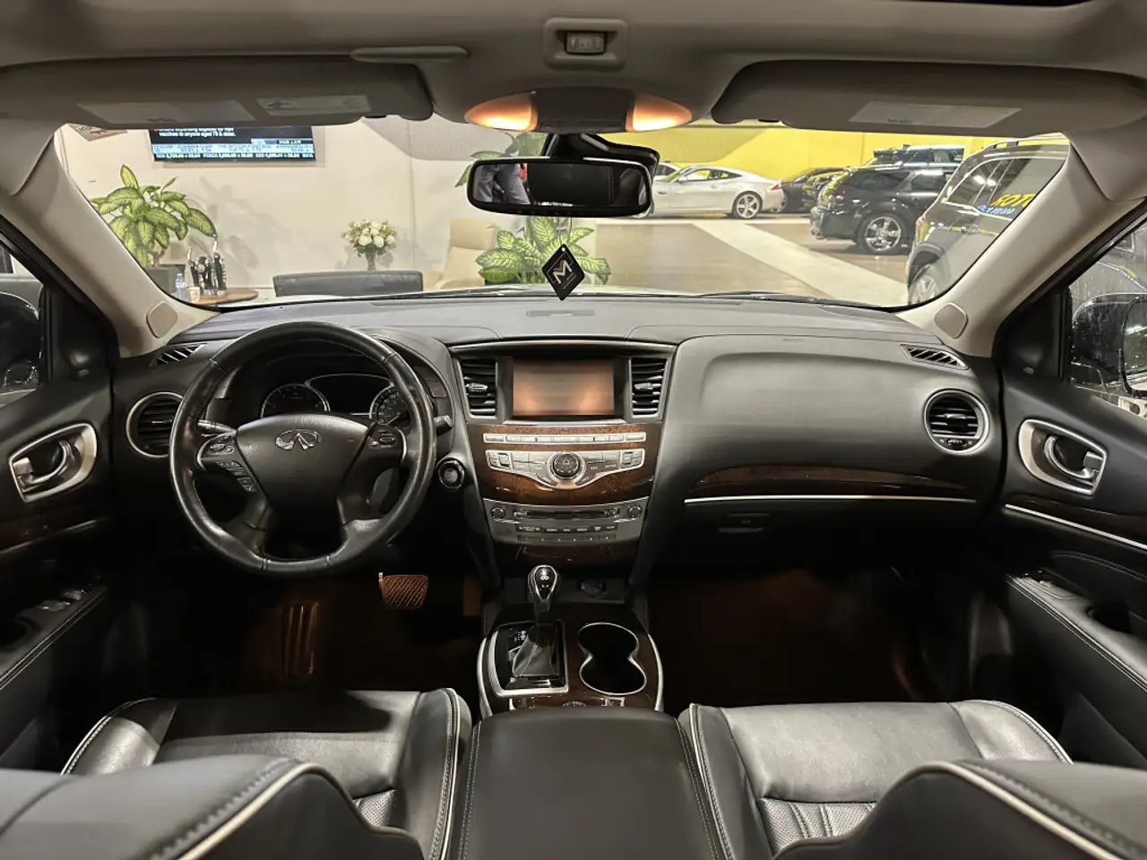Infiniti QX60 fotografie Infiniti QX60