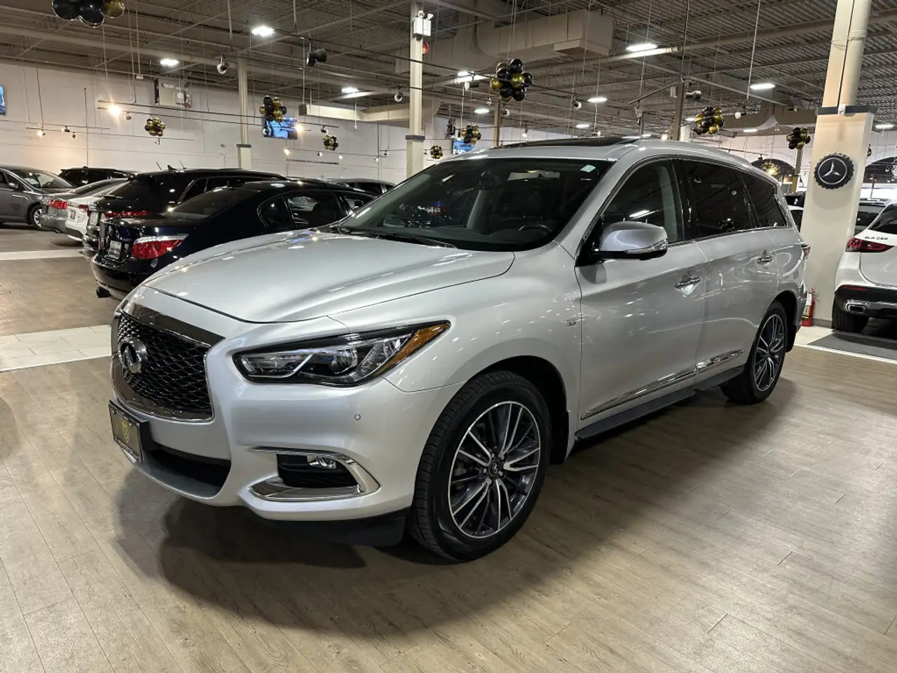 Infiniti QX60 fotografie Infiniti QX60