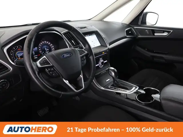 Ford Galaxy view 11