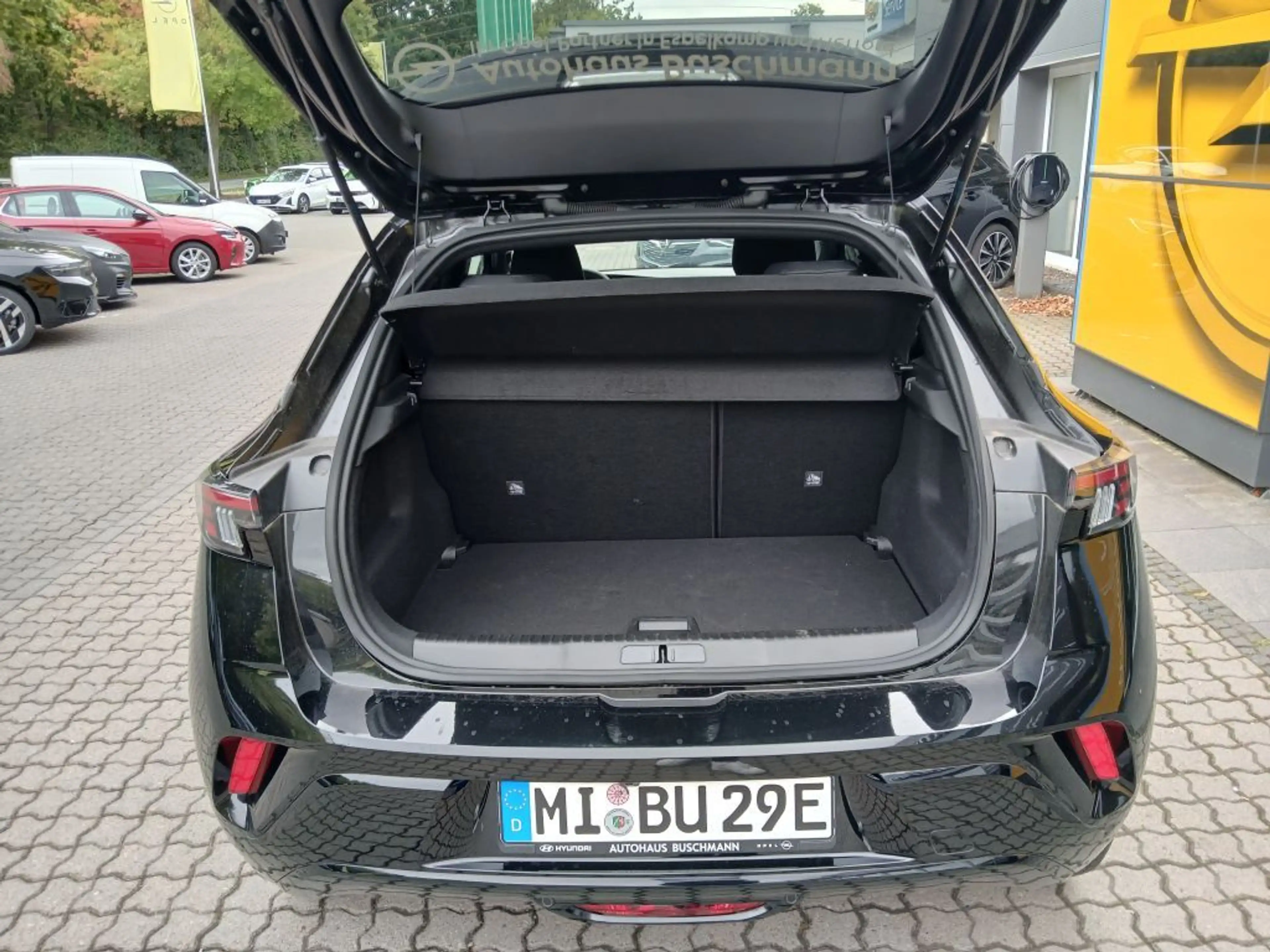 Opel Mokka-E GS — photo 9