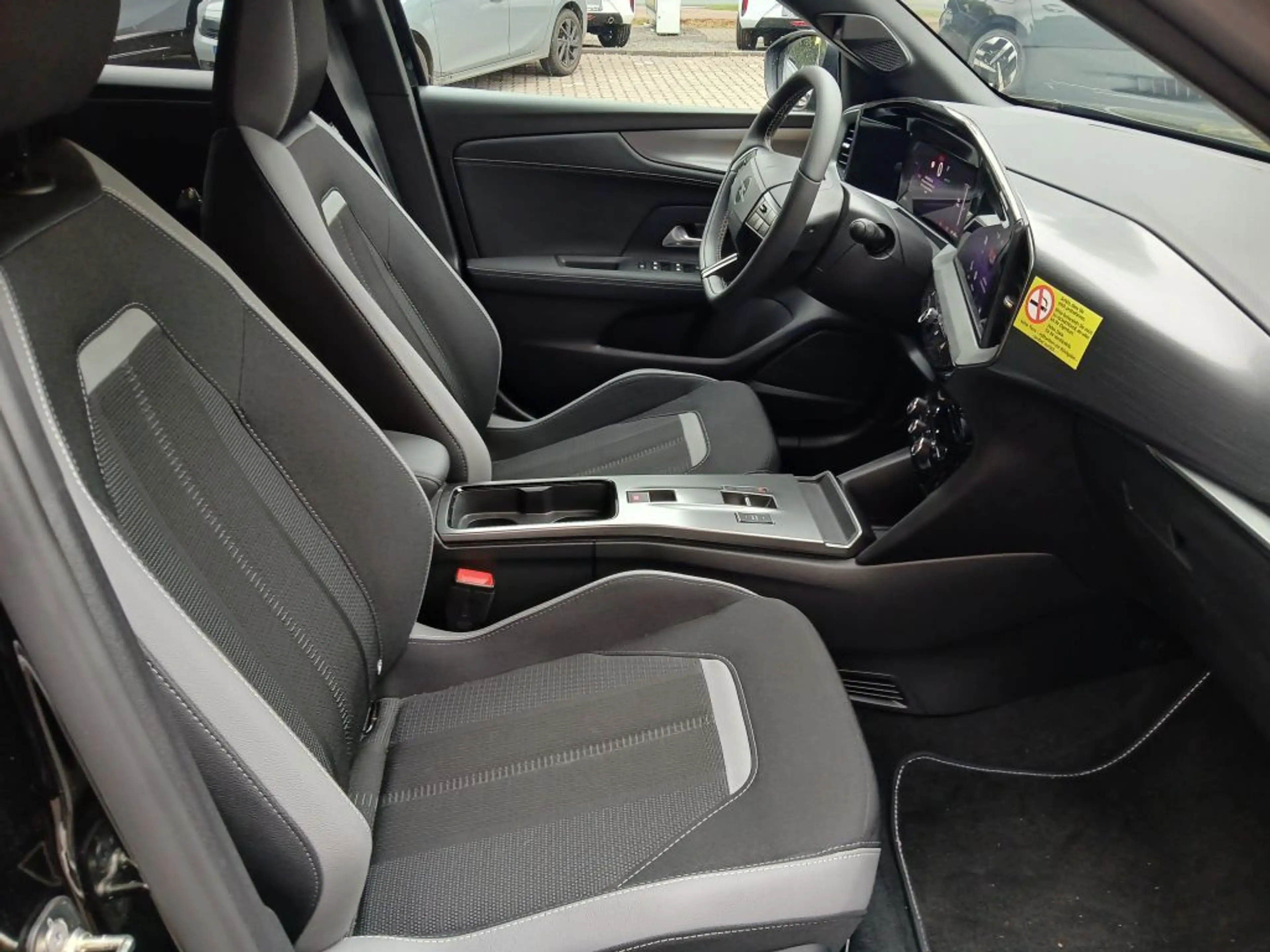 Opel Mokka-E GS — photo 7