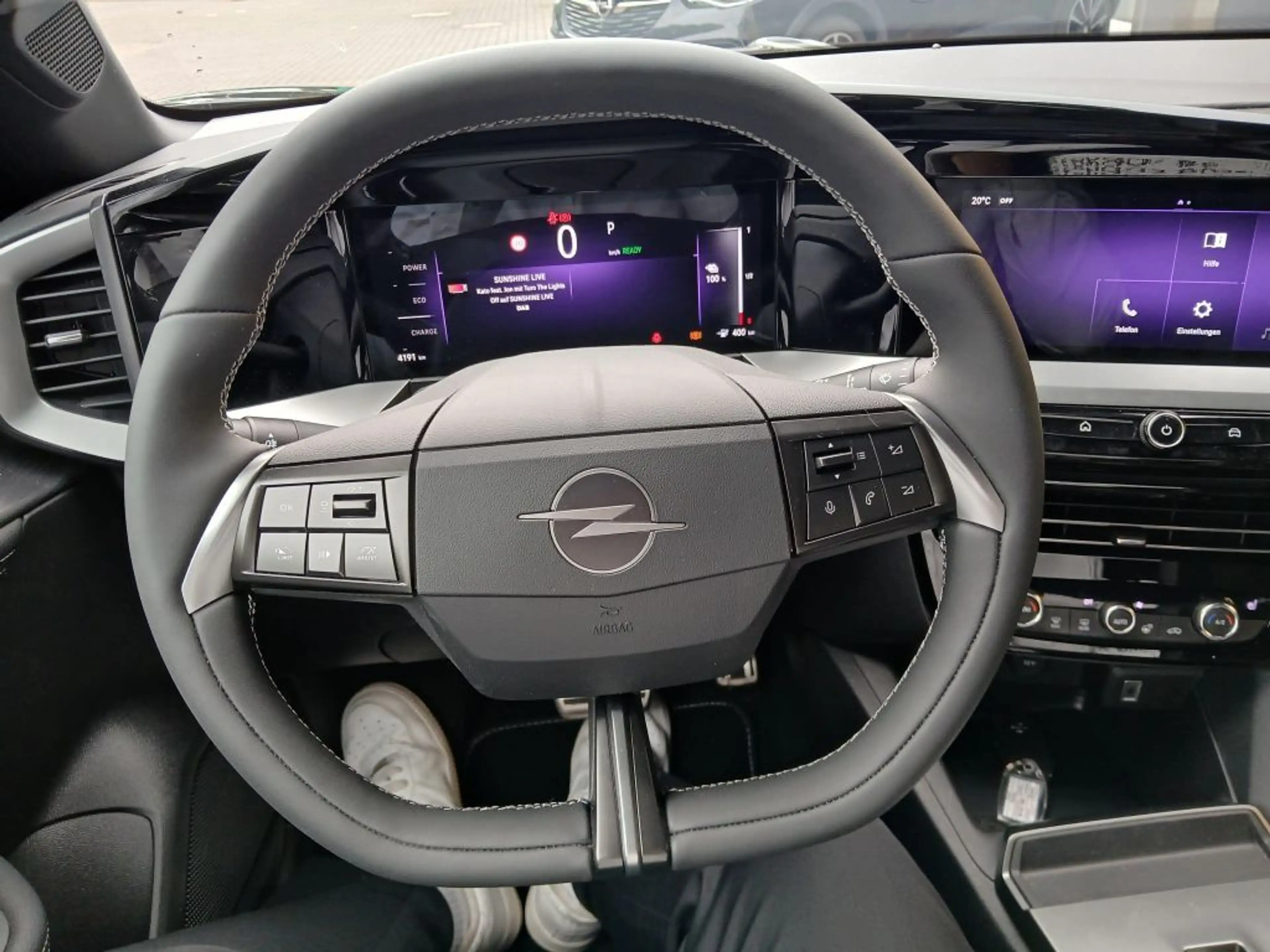 Opel Mokka-E GS — photo 13
