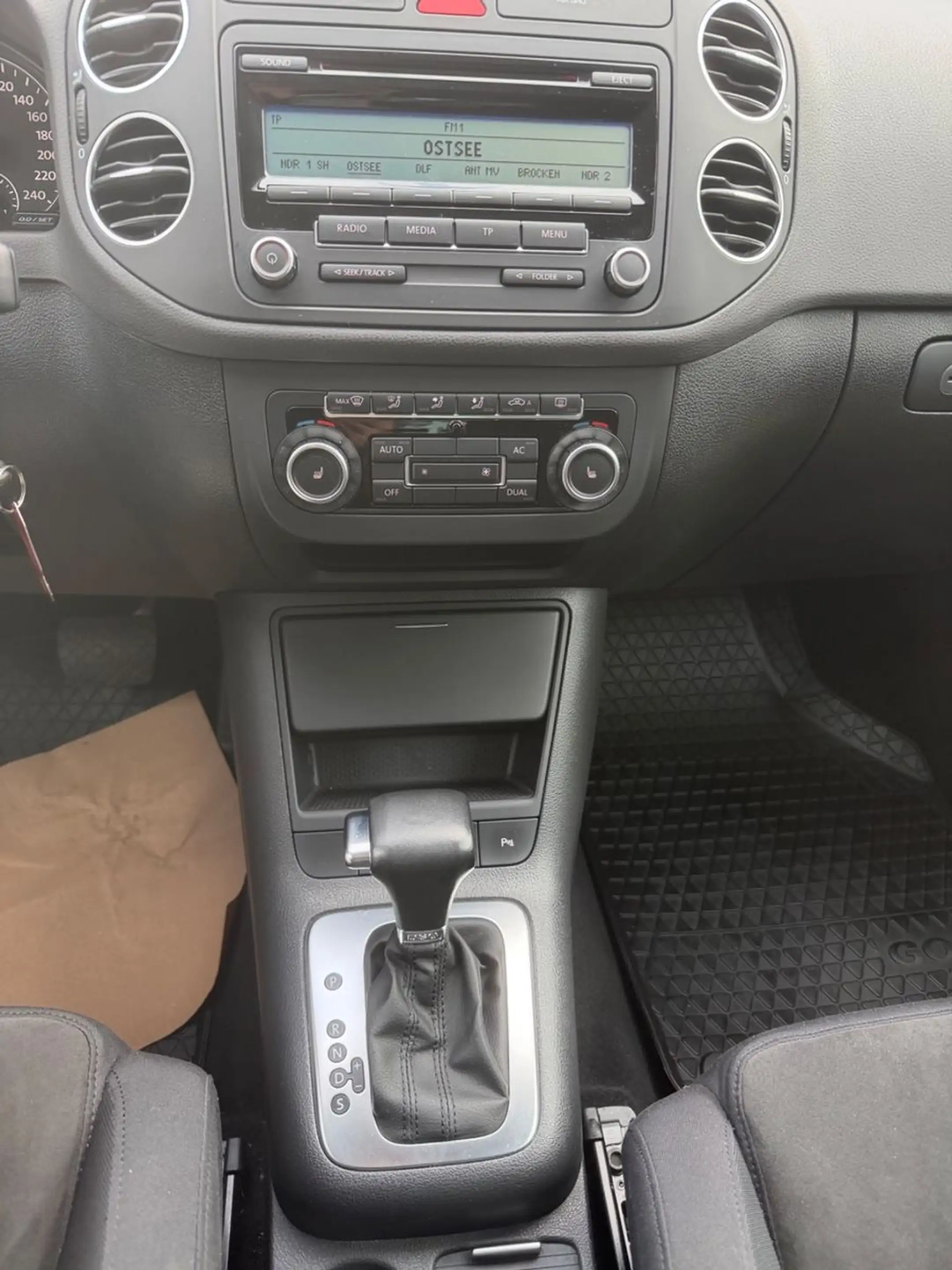 Volkswagen Golf Plus Highline top gepfl. DSG  Sitzh. 1 Hand — photo 9