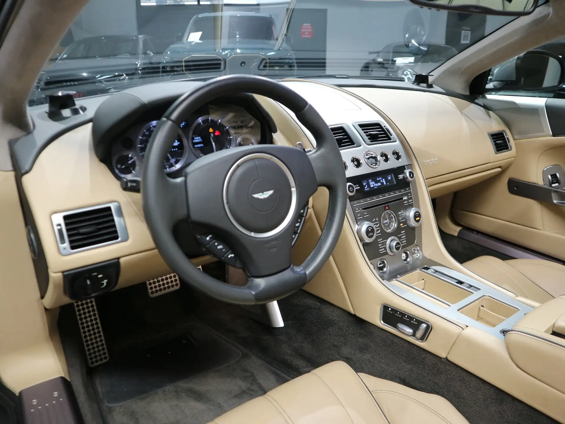 애스턴마틴 Volante V12 6.0 TOUCHTRONIC 2 2011 회색 사진 7