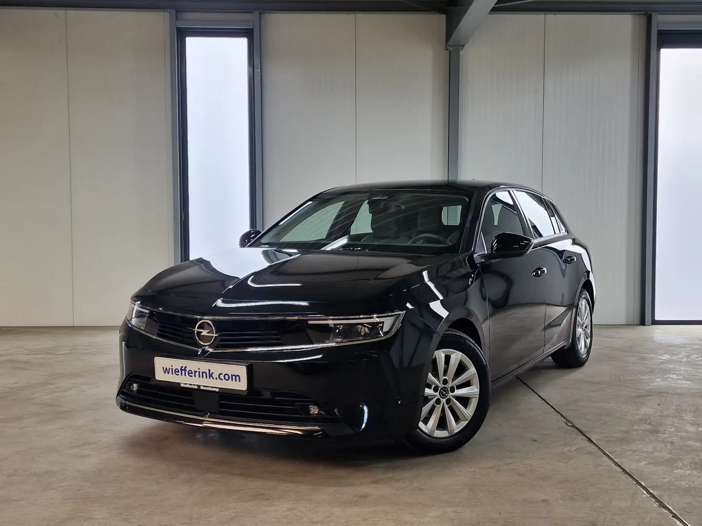 Opel Astra 1.2 Edition Apple Android LED Camera Nero - 1