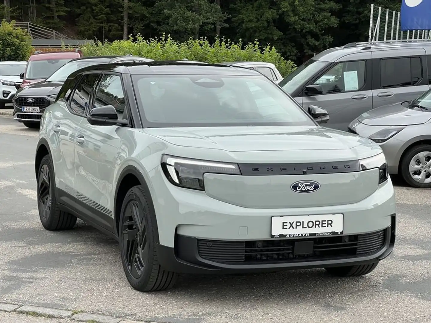 Ford Explorer Collection-Edition Extended Range Allrad Grau - 2