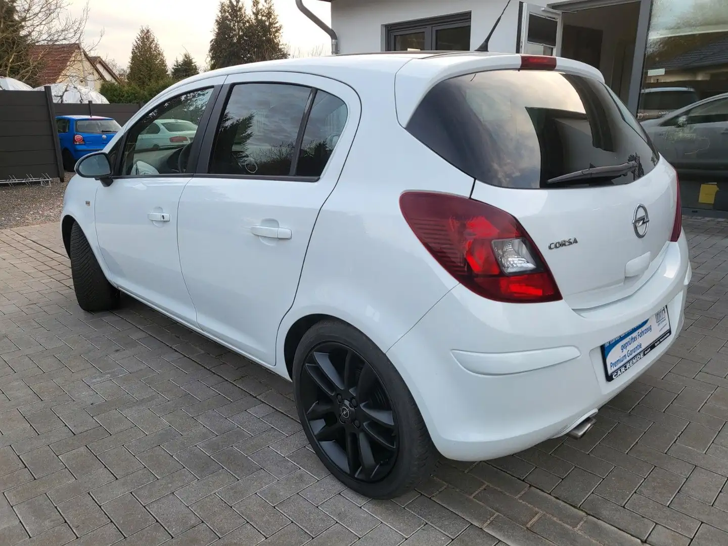 Opel Corsa D Color Edition*KLima*ALU* Weiß - 2