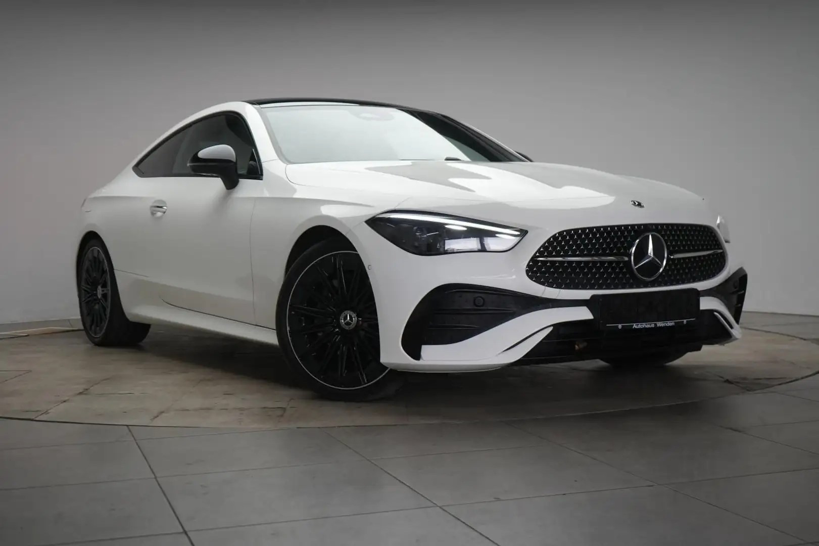 Mercedes-Benz CLE 300 4Matic Coupe Leder/Distronic/Kamera/Virt Blanc - 1
