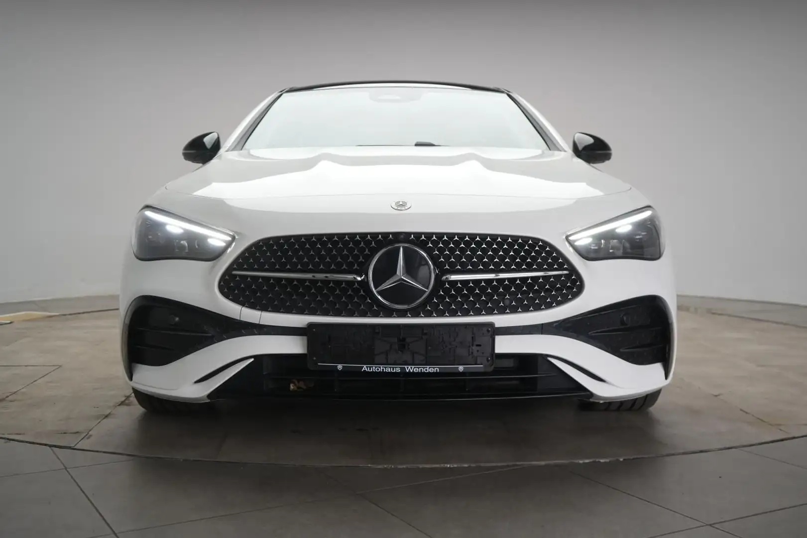 Mercedes-Benz CLE 300 4Matic Coupe Leder/Distronic/Kamera/Virt Blanc - 2