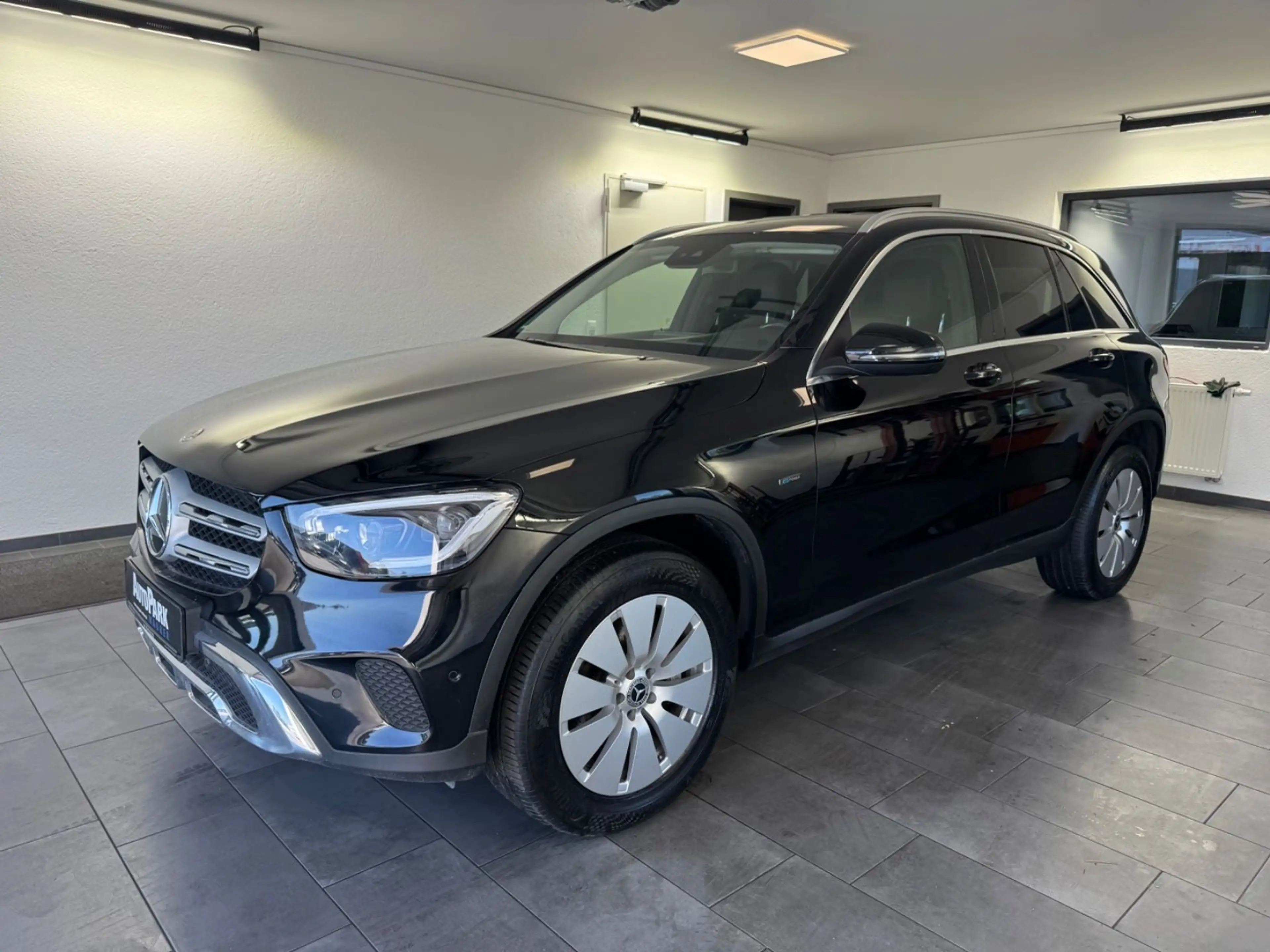 Mercedes-Benz GLC 300 de 4Matic*Memory*SHZ*LED*El.Klappe*