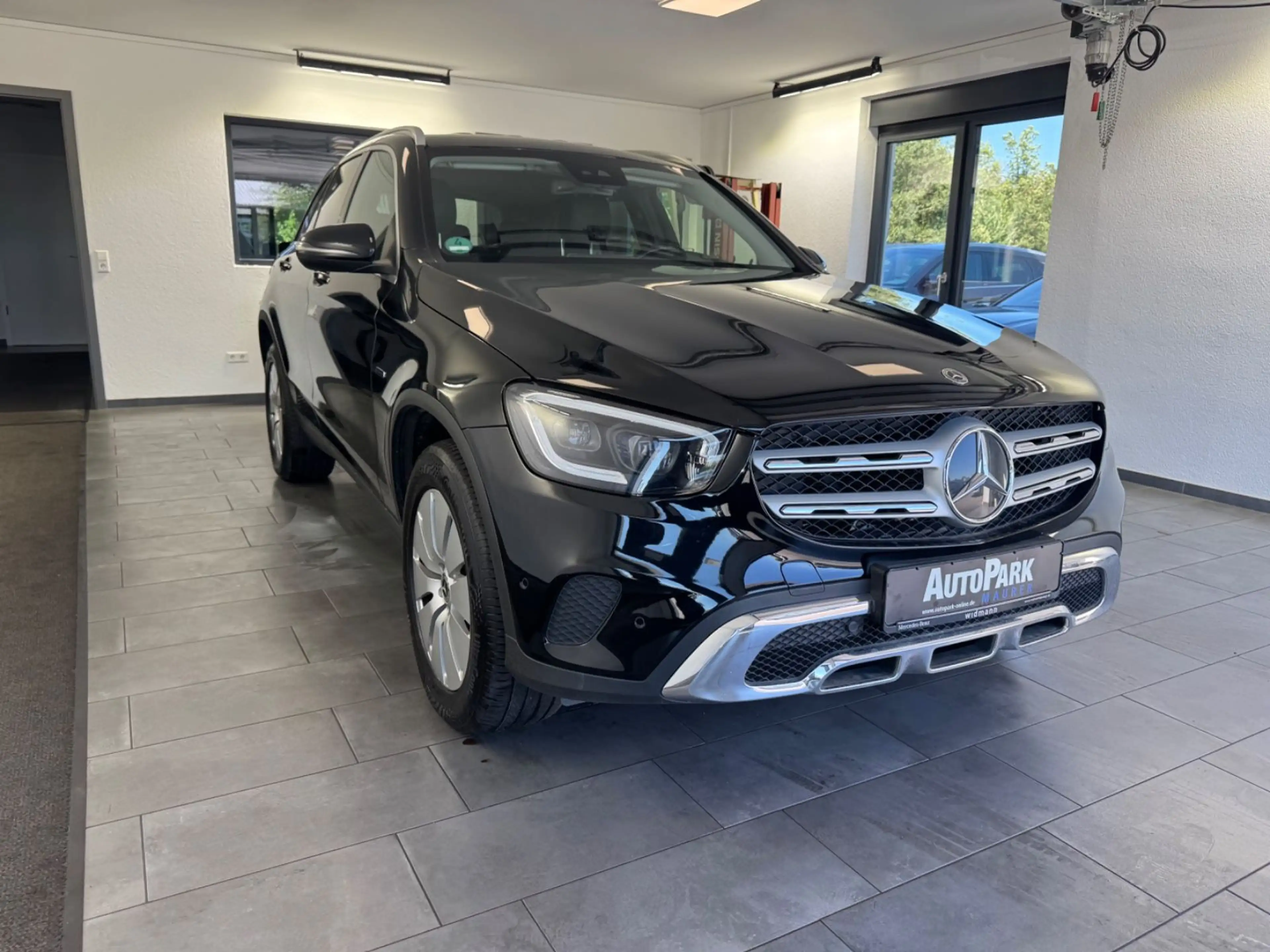 Mercedes-Benz GLC 300 de 4Matic*Memory*SHZ*LED*El.Klappe* — photo 3