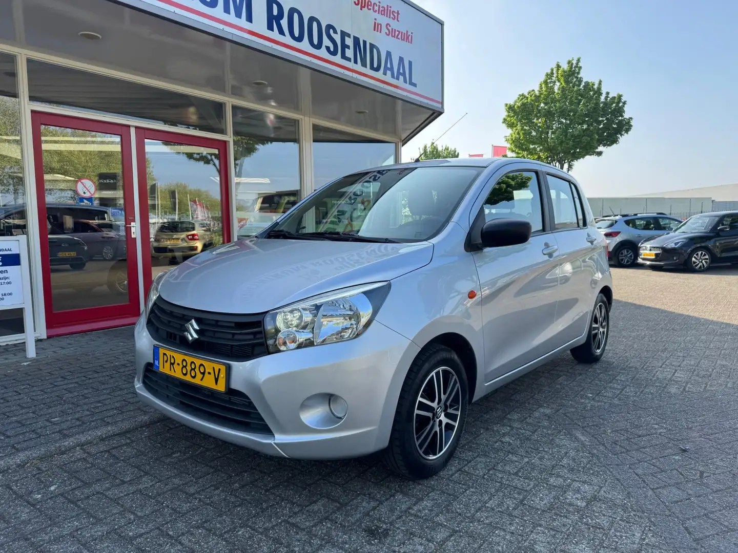 Suzuki Celerio 1.0 Comfort 5drs AIRCO LMV BLUETOOTH NAP!! Gris - 2