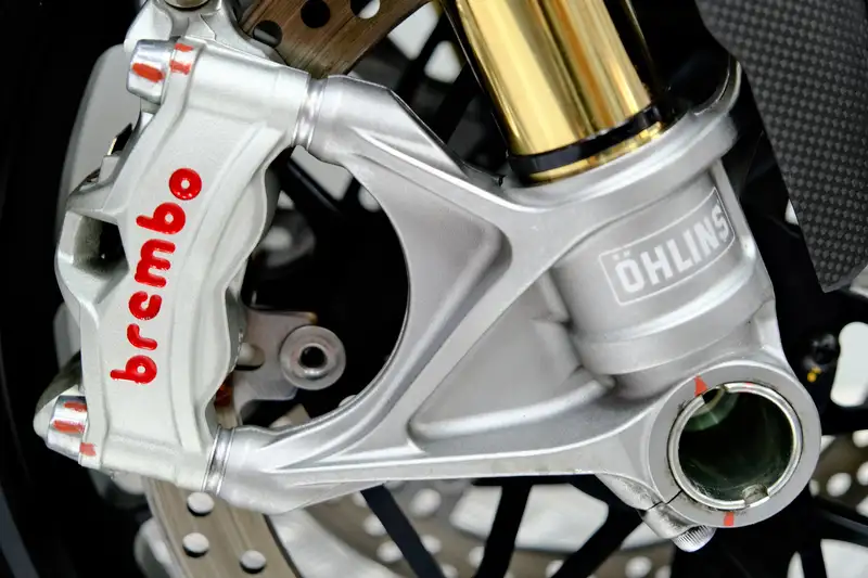 Ducati Streetfighter - foto 4