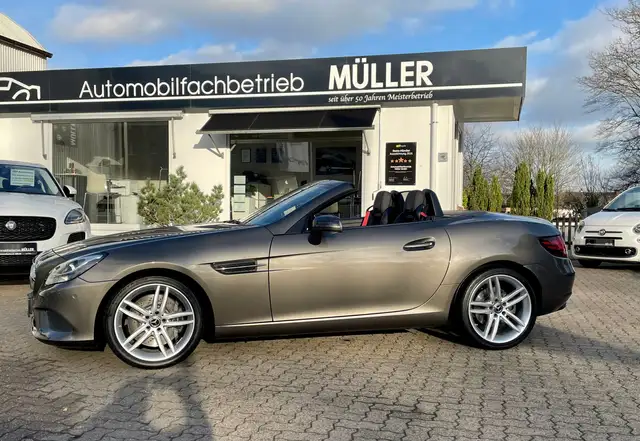 Mercedes-Benz SLC 180 "SPORTPAKET"+18"+PREMIUM-LEDER+Alcantara+NAVI+LED