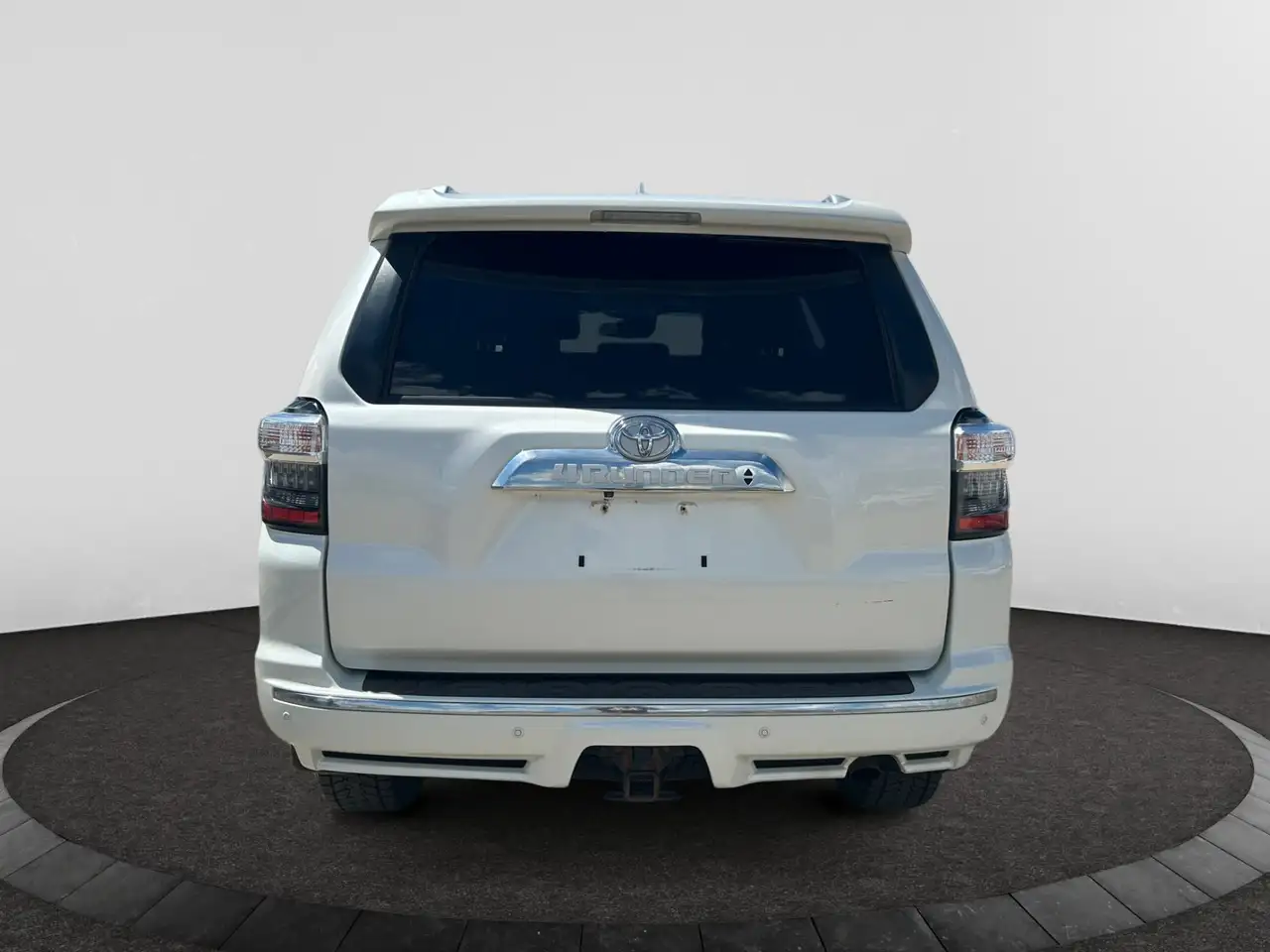 Toyota 4-Runner снимка Toyota 4-Runner