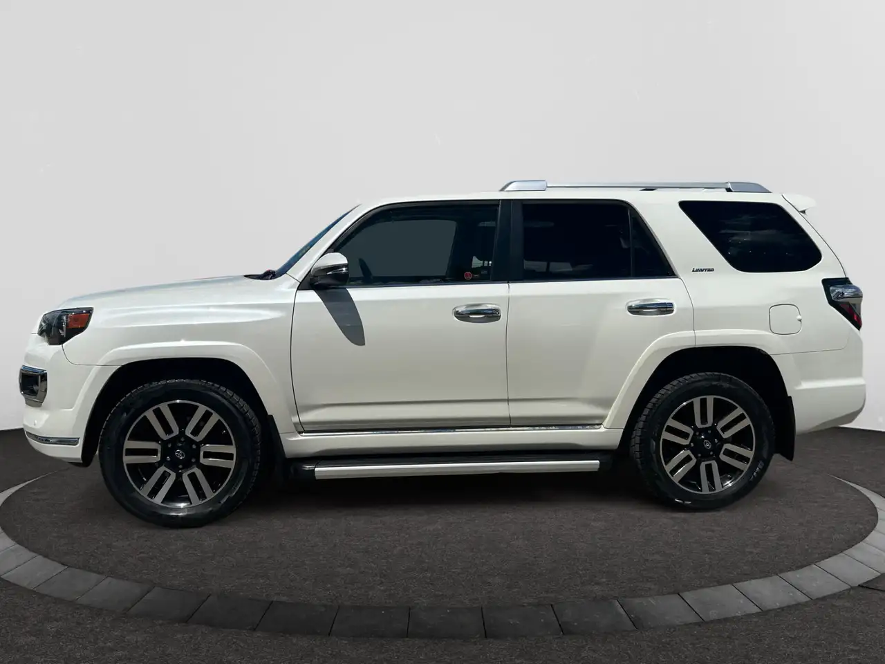 Toyota 4-Runner снимка Toyota 4-Runner