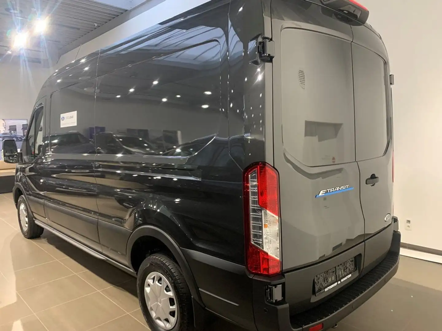 Ford E-Transit 183 PK L3 Full electric: Camera, cruise control, Grijs - 2