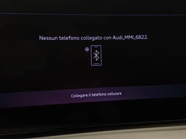 Audi Q5 view 13