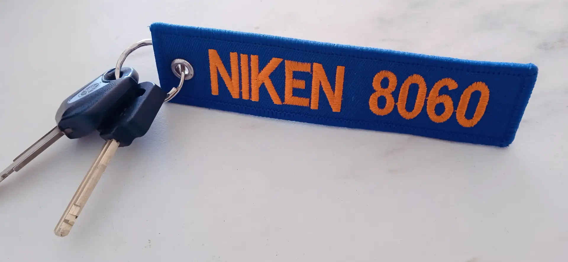 Yamaha Niken 2018 Naranja - 2