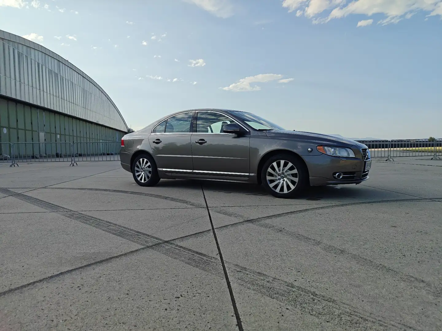 Volvo S80 T6 AWD Aut. Summum Grau - 2