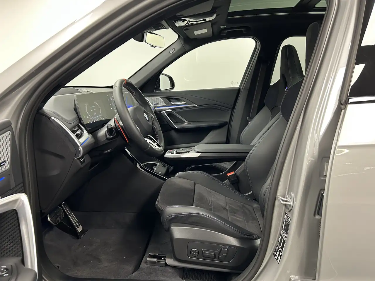 BMW X1 M35i xDrive M Sportpaket Pro Pano. AHK DAB LED Kom 4
