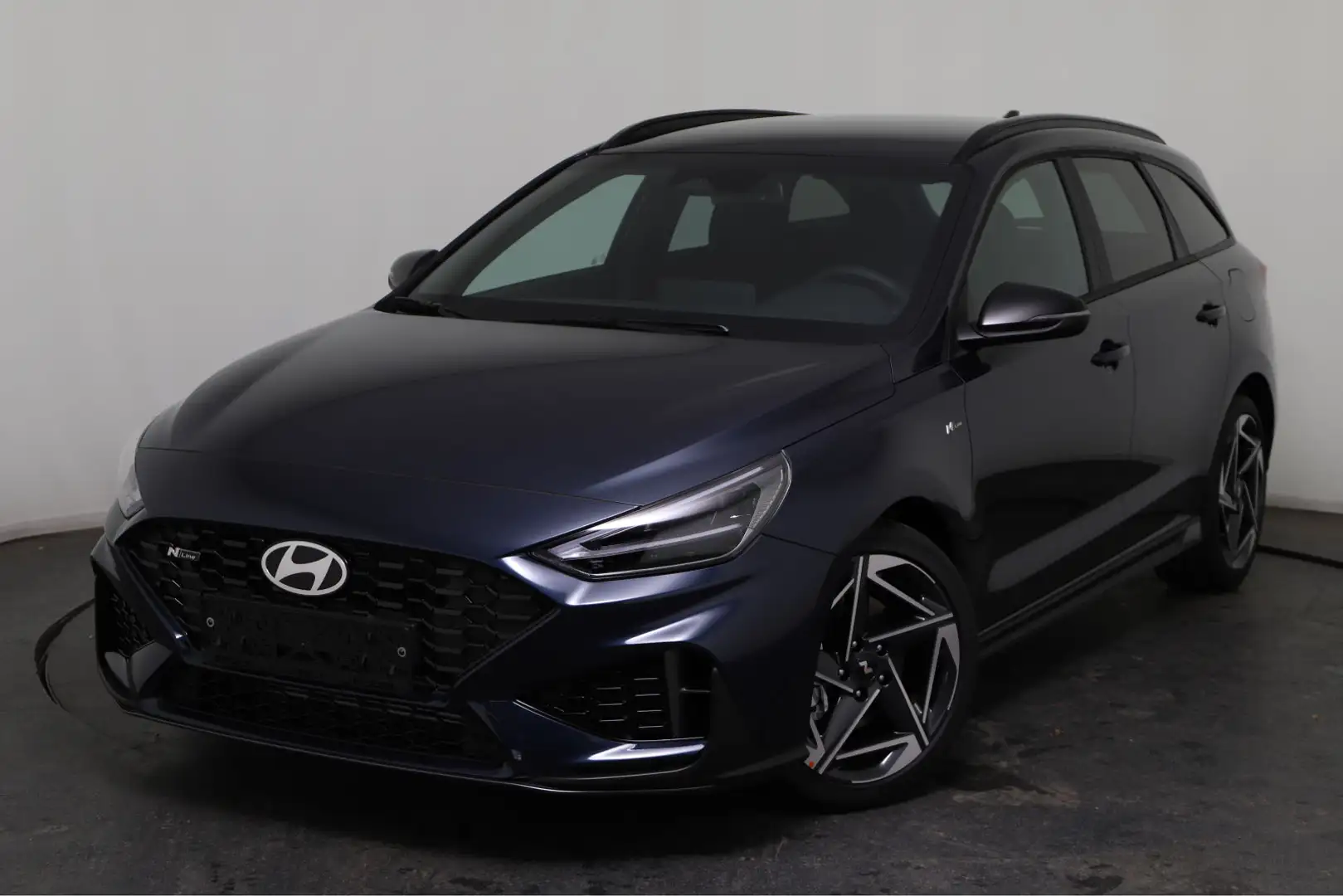 Hyundai i30 N-Line N-Line 1,5 T-GDi 103 kW (140 PS) 7-Gang-DCT Синий - 1