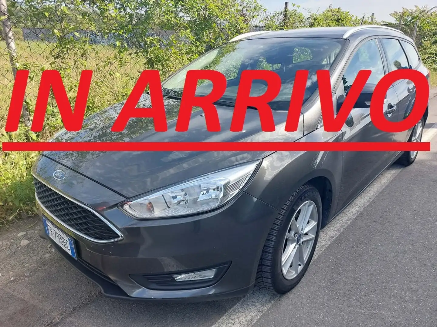 Ford Focus SW 1.5 TDCi 120cv TUTTA come NUOVA Gris - 1