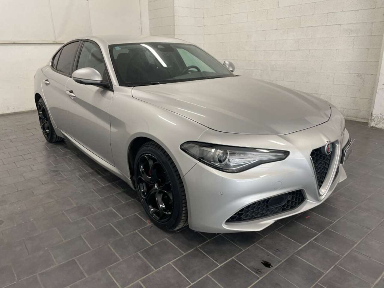 Alfa Romeo Giulia 2.2 Turbodiesel 160 CV AT8 Rosso Edizione