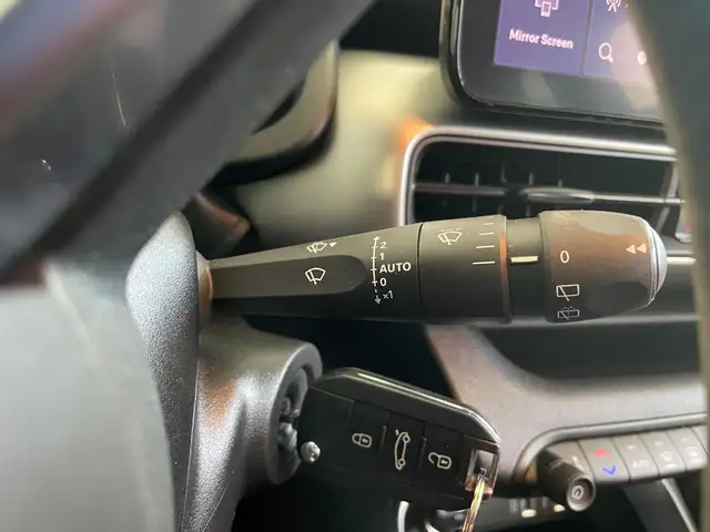 Jeep Avenger view 17